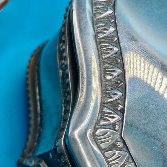 SOLD***Jewelry Box, trinket box, vintage silver-plated Dieu Et Mon Droit - Picture 10 of 14